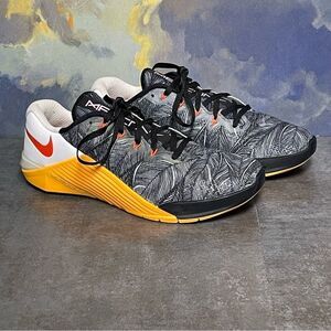 Nike Metcon 5 Black Laser Orange Women's Training Shoes Size 9.5